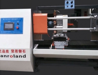 Double axis automatic cutting table